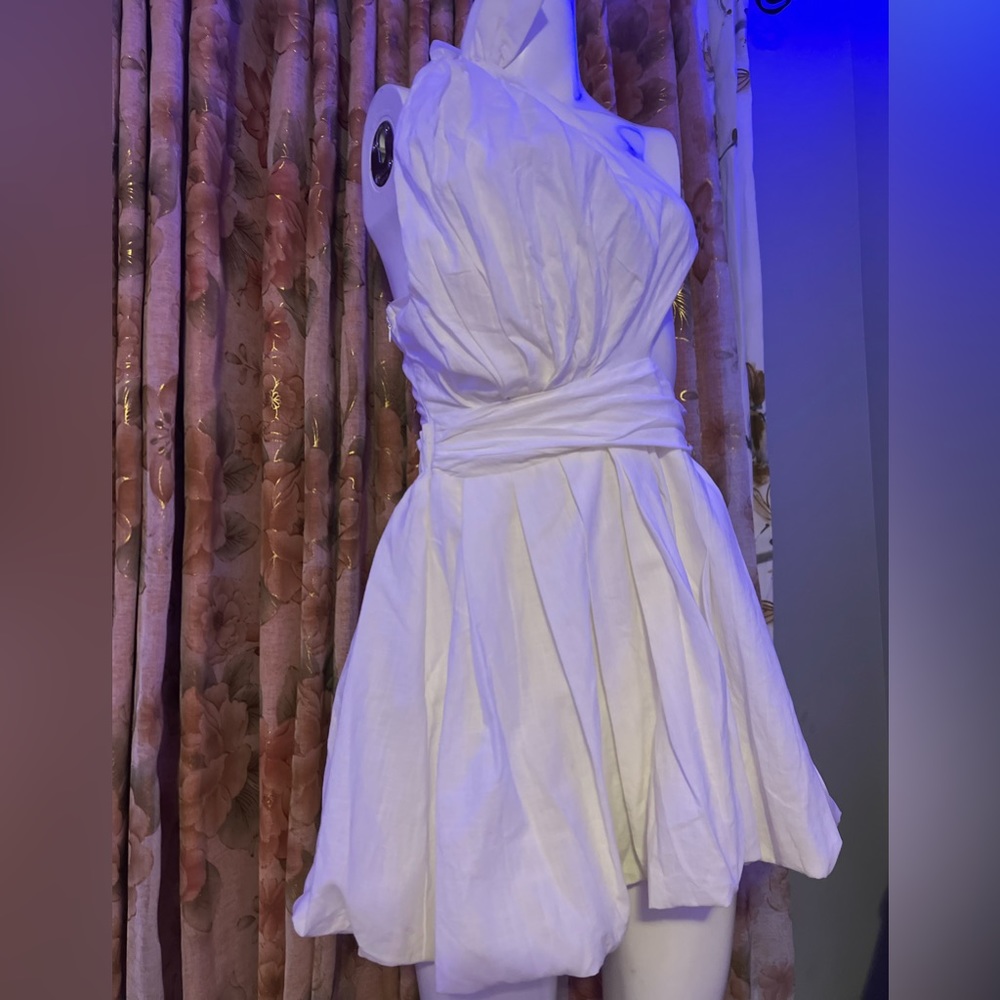Short white dress couture